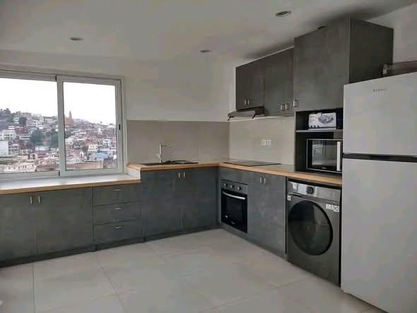Appartement 2 ch. à louer — Ankadifotsy - photo 1