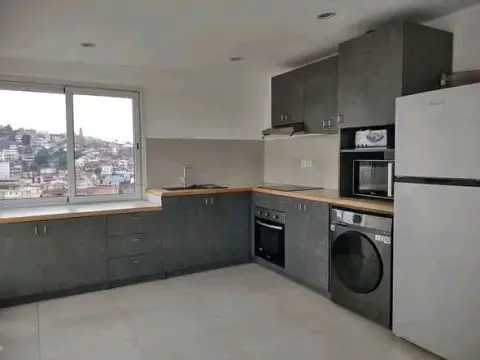 Appartement 2 ch. à louer — Ankadifotsy — 4 000 000 Ar | Fonenako