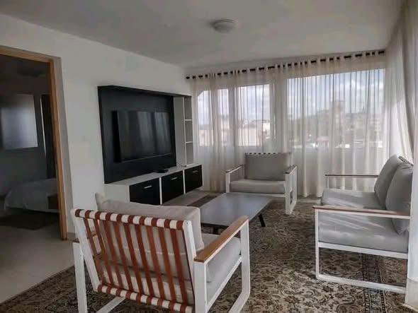 Appartement 2 ch. à louer — Ankadifotsy - photo 2