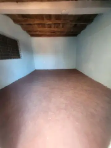Maison 1 ch. à louer — Ambolokandrina — 70 000 Ar | Fonenako