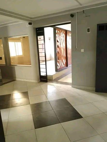 Maison 2 ch. à louer — Ambany - photo 1