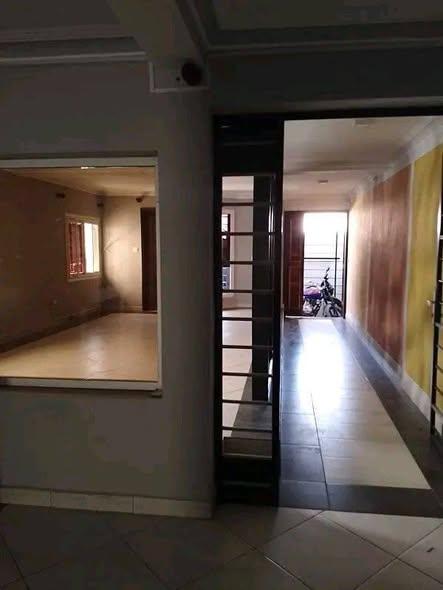 Maison 2 ch. à louer — Ambany - photo 2