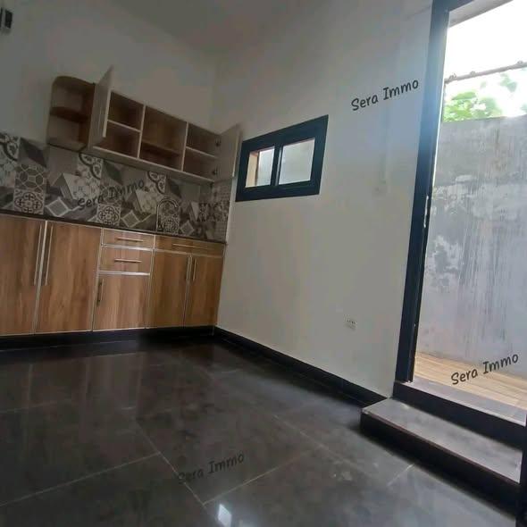 Appartement 2 ch. à louer — Ambatobe - photo 2