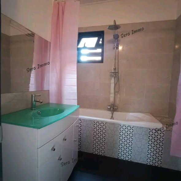 Appartement 2 ch. à louer — Ambatobe - photo 4
