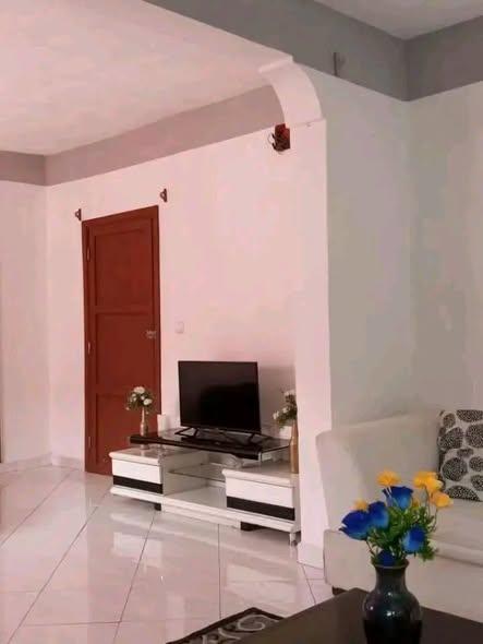Appartement 2 ch. à louer — Ambohidratrimo - photo 1