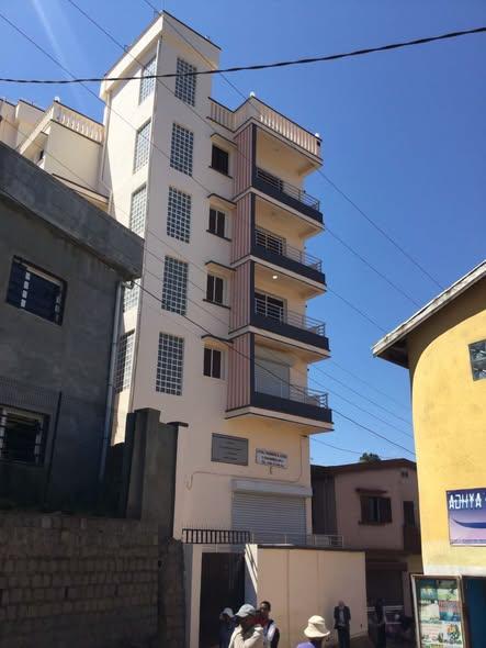 Appartement 2 ch. à vendre — Ambohidratrimo - photo 1