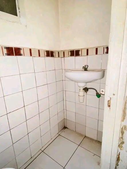 Appartement 1 ch. à louer — Ambohipo - photo 5