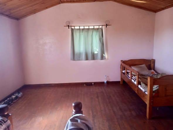 Maison 6 ch. 160 m² à vendre — Anosizato - photo 4