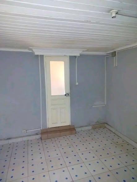 Trano Ahofa 1 ch. à louer — Bemasoandro - photo 1