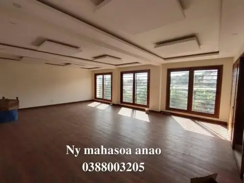 Bureau 47 m² à louer — Tsiadana — 1 500 000 Ar | Fonenako