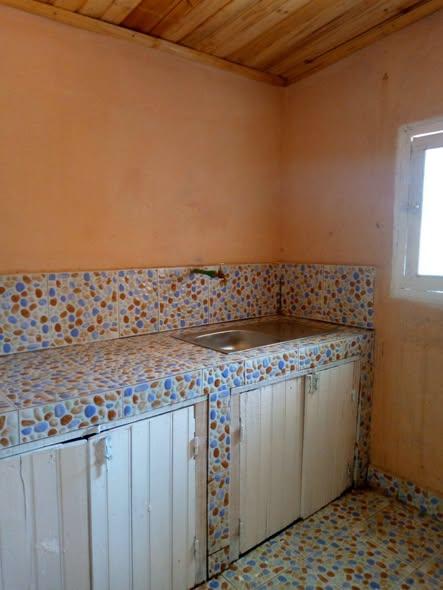 Maison 2 ch. à louer — Analamahitsy - photo 2