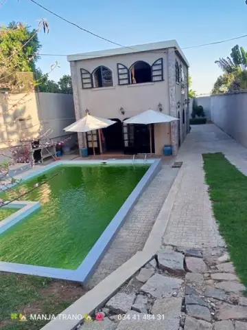 Maison 3 ch. à louer — Antehiroka — 3 800 000 Ar | Fonenako