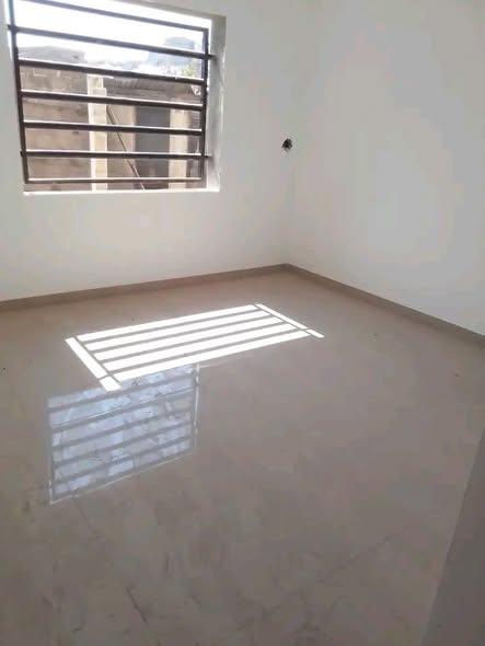 Appartement 3 ch. à vendre — Ambatoroka - photo 5