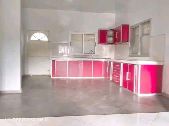 Maison 4 ch. à louer — Ambatolampy - photo 1