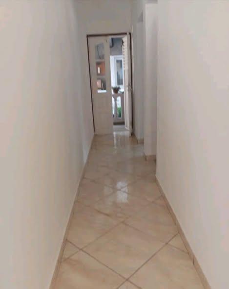 Appartement 3 ch. à louer — Talatamaty - photo 2