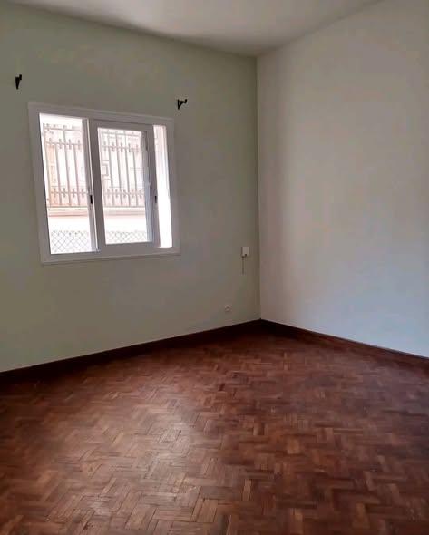 Appartement 3 ch. à louer — Talatamaty - photo 4