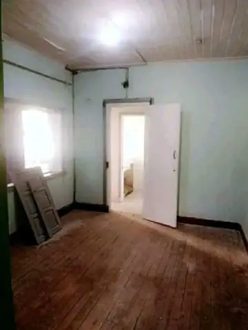 Trano Ahofa 1 ch. à louer — Anjanahary — 200 000 Ar | Fonenako