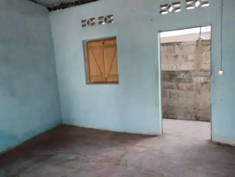 Trano Ahofa 1 ch. à louer — Mahajanga — 150 000 Ar | Fonenako