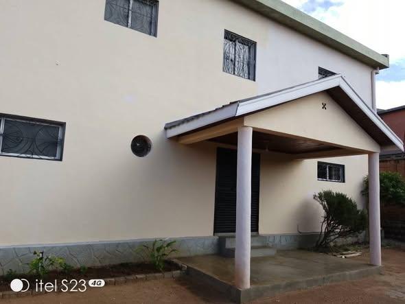 Maison 4 ch. à vendre — Ambohibao - photo 1