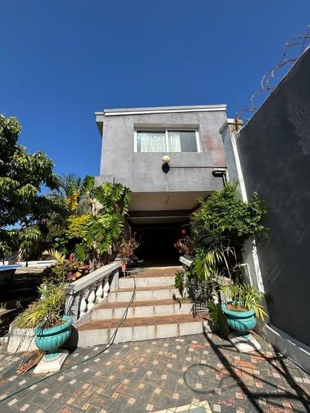 Maison 4 ch. à louer — Ambohidratrimo - photo 5