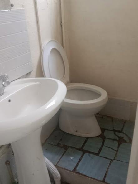 Appartement à louer — Amboditsiry - photo 4