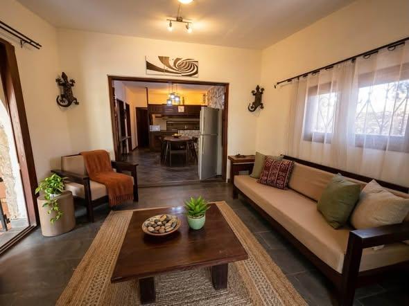 Maison 3 ch. à louer — Toliara - photo 2