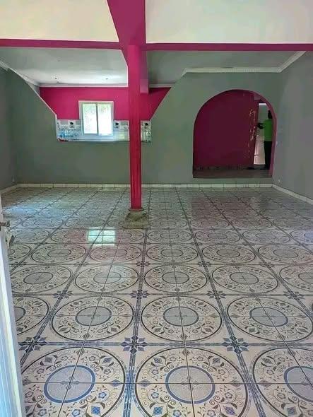 Maison à louer — Mahajanga - photo 1