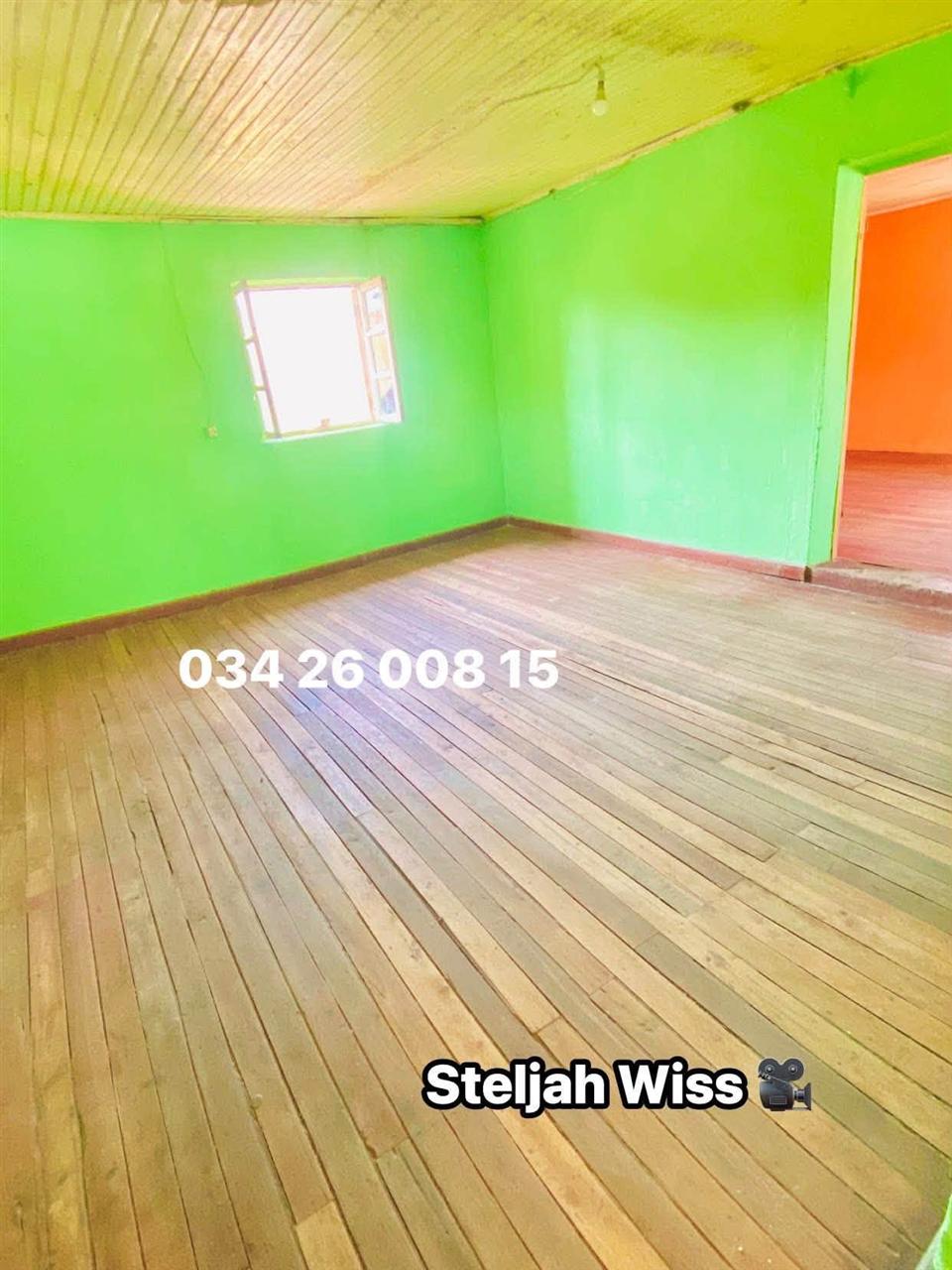 Trano ahofa 2 chambres à l'étage — Ambolokandrina, Antananarivo - photo 1