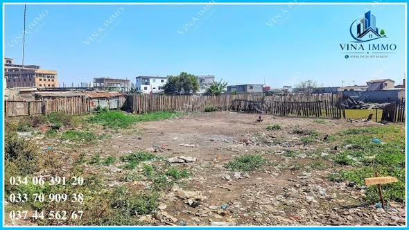Terrain 200 m² à vendre — Andohatapenaka - photo 2