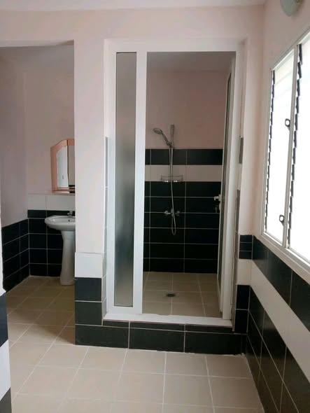 Appartement 3 ch. à louer — Soavimbahoaka Ampasapito - photo 3