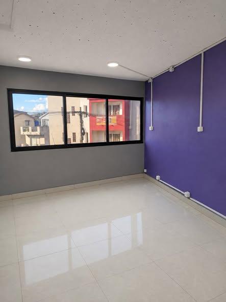 Local commercial à louer — Ambohipo - photo 3