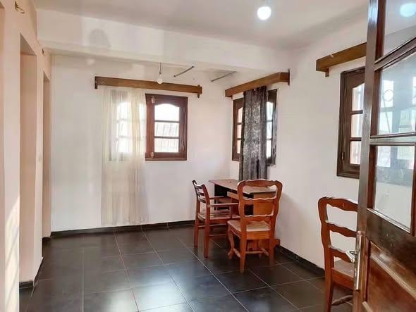 Appartement à louer — Ampandrianomby - photo 5