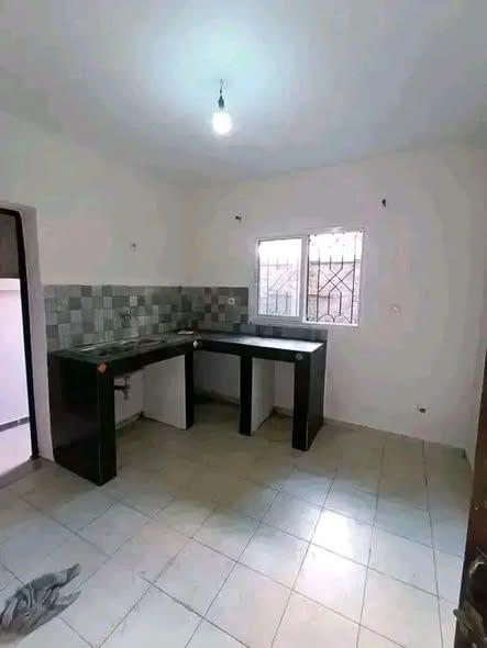 Appartement 2 ch. à louer — Antehiroka - photo 1