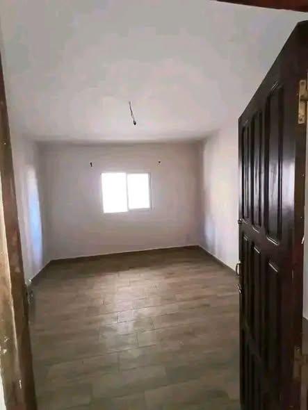Appartement 2 ch. à louer — Antehiroka - photo 2