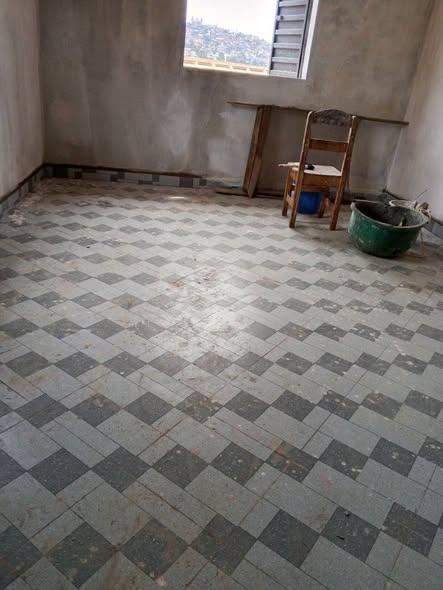 Trano Ahofa 1 ch. à louer — Carreau - photo 2