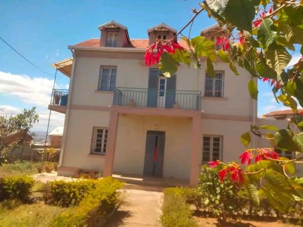 Appartement à vendre — Mahazoarivo - photo 2