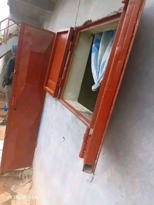 Trano Ahofa à louer — Ambanidia - photo 1