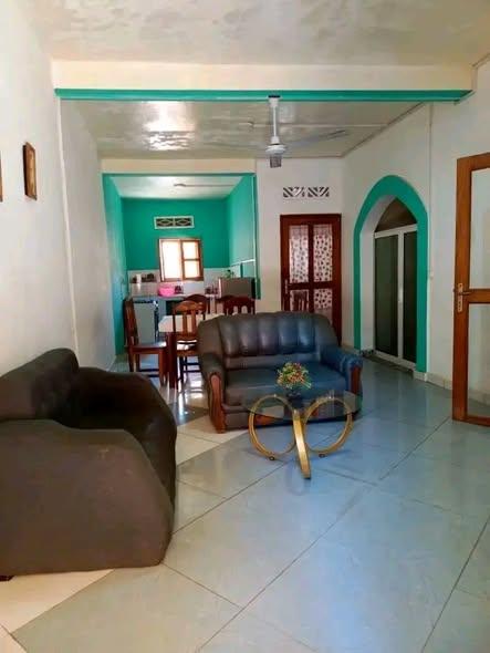 Maison 2 ch. à louer — Mahajanga - photo 1