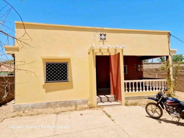 Maison à louer — Toliara - photo 3