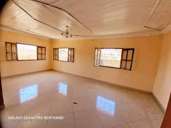 Maison à louer — Toliara - photo 4