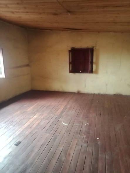 Maison 1 ch. à louer — Manjakaray - photo 2