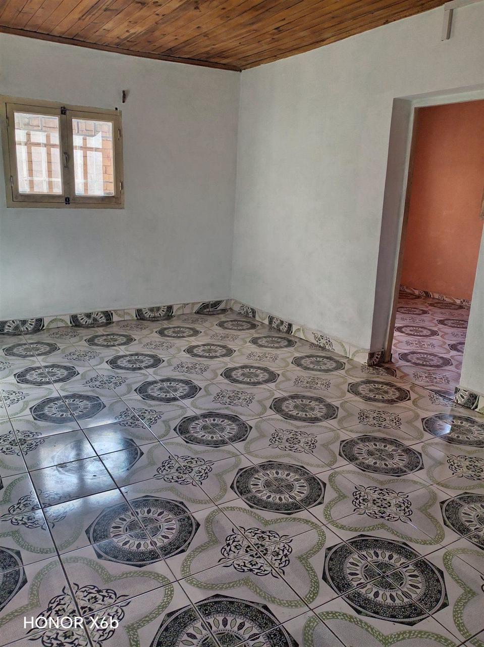 Trano ahofa 2 chambres — Ankadratombo, Antananarivo - photo 2