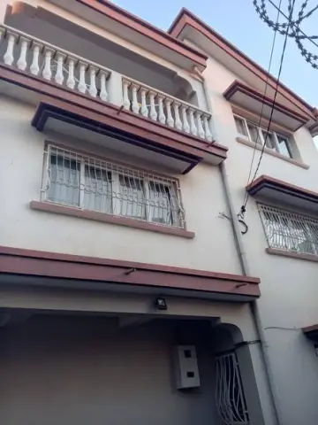 Maison 5 ch. à louer — Ivato — 4 000 000 Ar | Fonenako