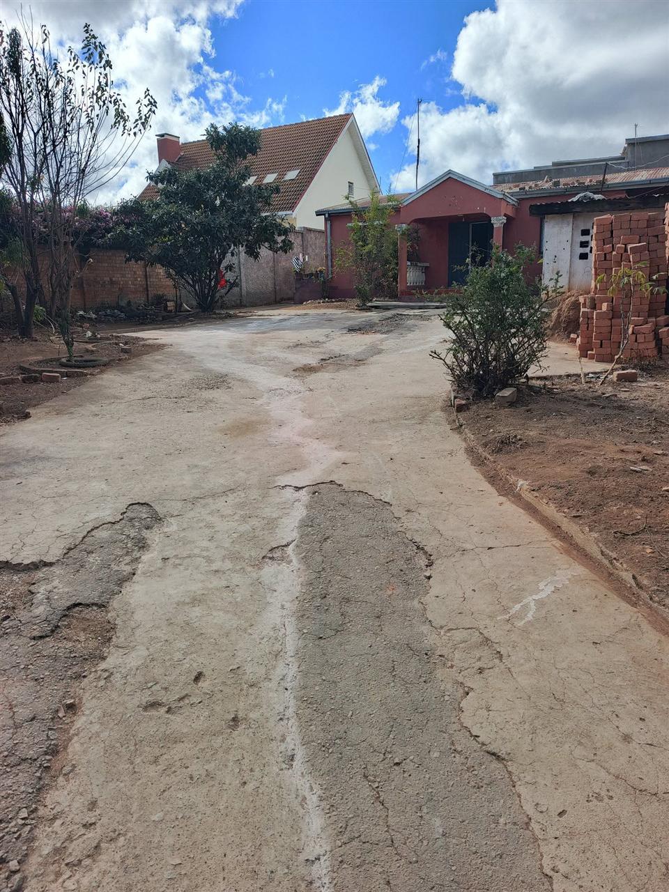 Trano ahofa 2 chambres de plain-pied — Antehiroka, Antananarivo - photo 2