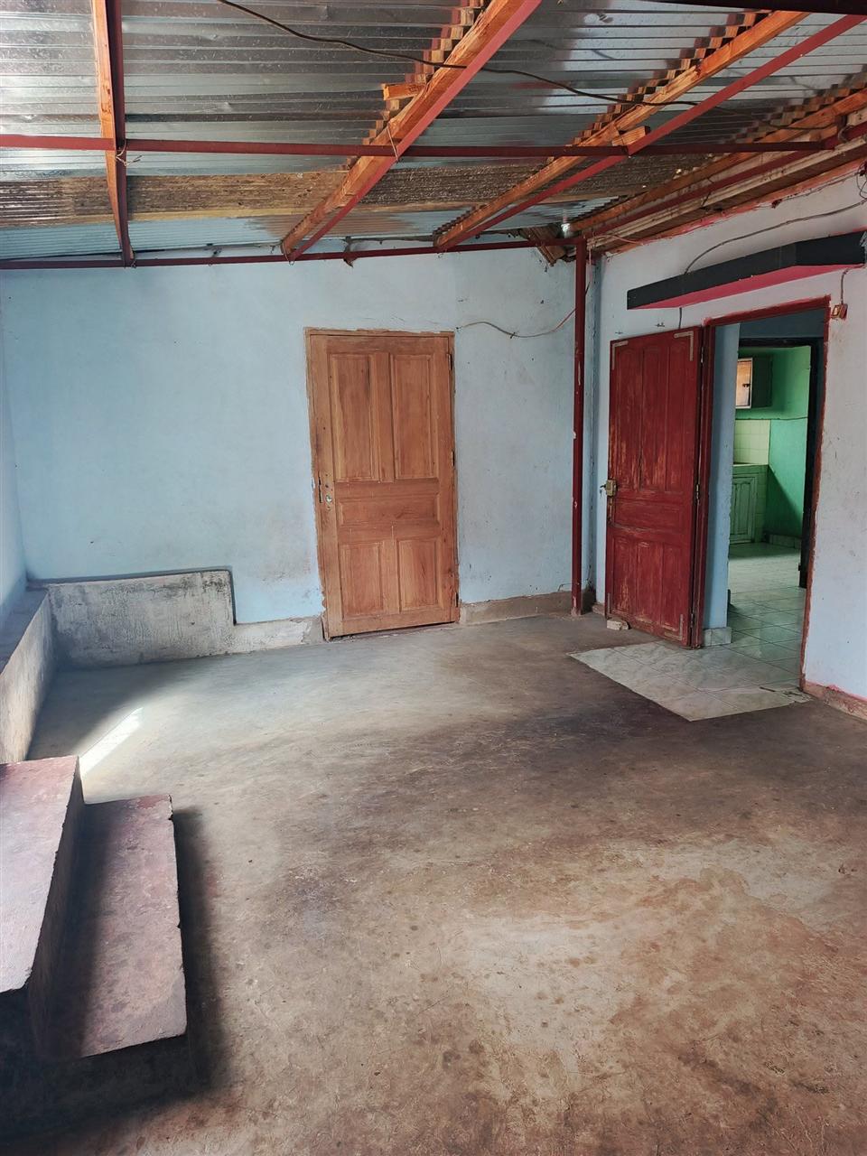Trano ahofa 2 chambres de plain-pied — Antehiroka, Antananarivo - photo 6