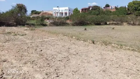 Terrain 2 800 m² à vendre — By Pass — 252 000 000 Ar | Fonenako