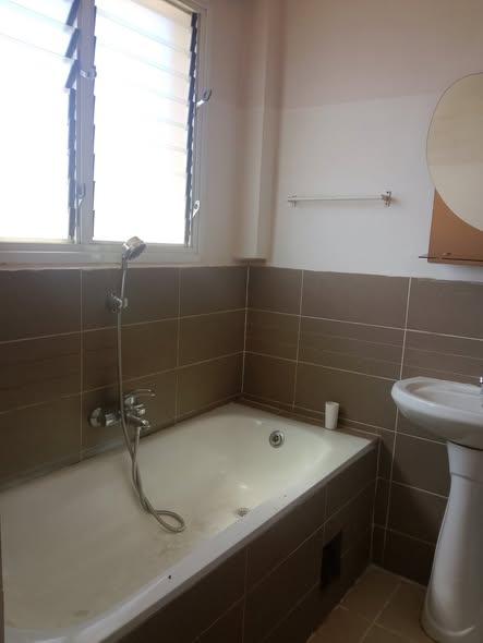 Appartement 3 ch. à louer — Soavimbahoaka Ampasapito - photo 5