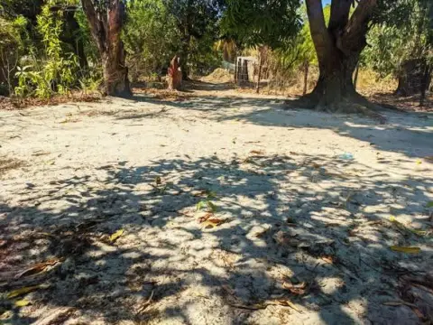 Terrain 300 m² à vendre — Mahajanga… — 11 000 000 Ar | Fonenako