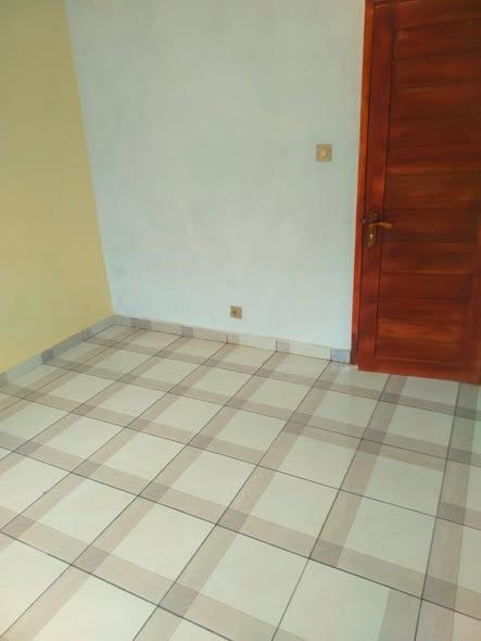 Maison 2 ch. à louer — Ambohimangakely - photo 5