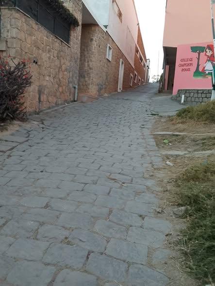 Trano Ahofa 1 ch. à louer — Tsimbazaza - photo 5